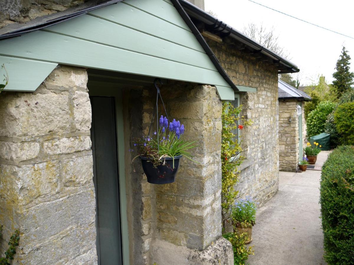 Cosy Stone Cottage, The Bungalow Perrotts Brook Cirencester Zewnętrze zdjęcie